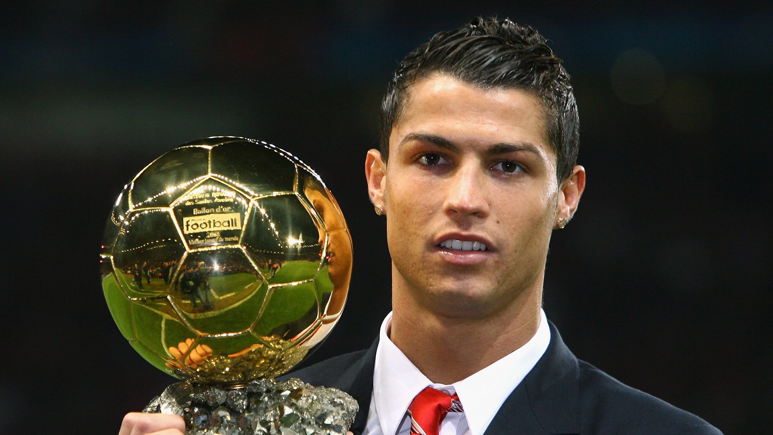 电竞赛场焦点！巴西队对阵荷兰队，年轻新星表现惊艳，未来可期